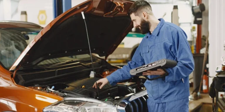 Top Automobile Jobs in India: Work at Maruti Suzuki, Hyundai, Tata Motors, Mahindra & Mahindra & Honda Cars